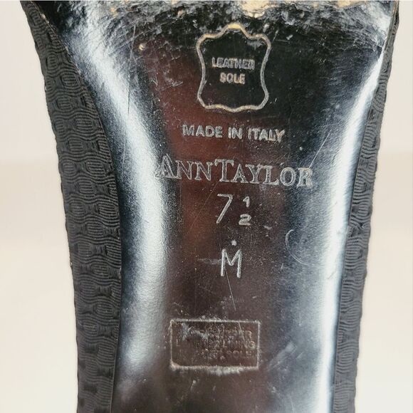 WOMENS Ann Taylor Made in Italy BLACK TEXTILE HEEL PUMPS - Picture 5 of 13